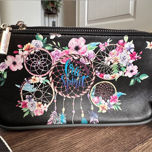 Nicole Lee Dream of All Colors Versatile 2-in-1 Crossbody Vegan Leather Purse - Picture 4 of 13